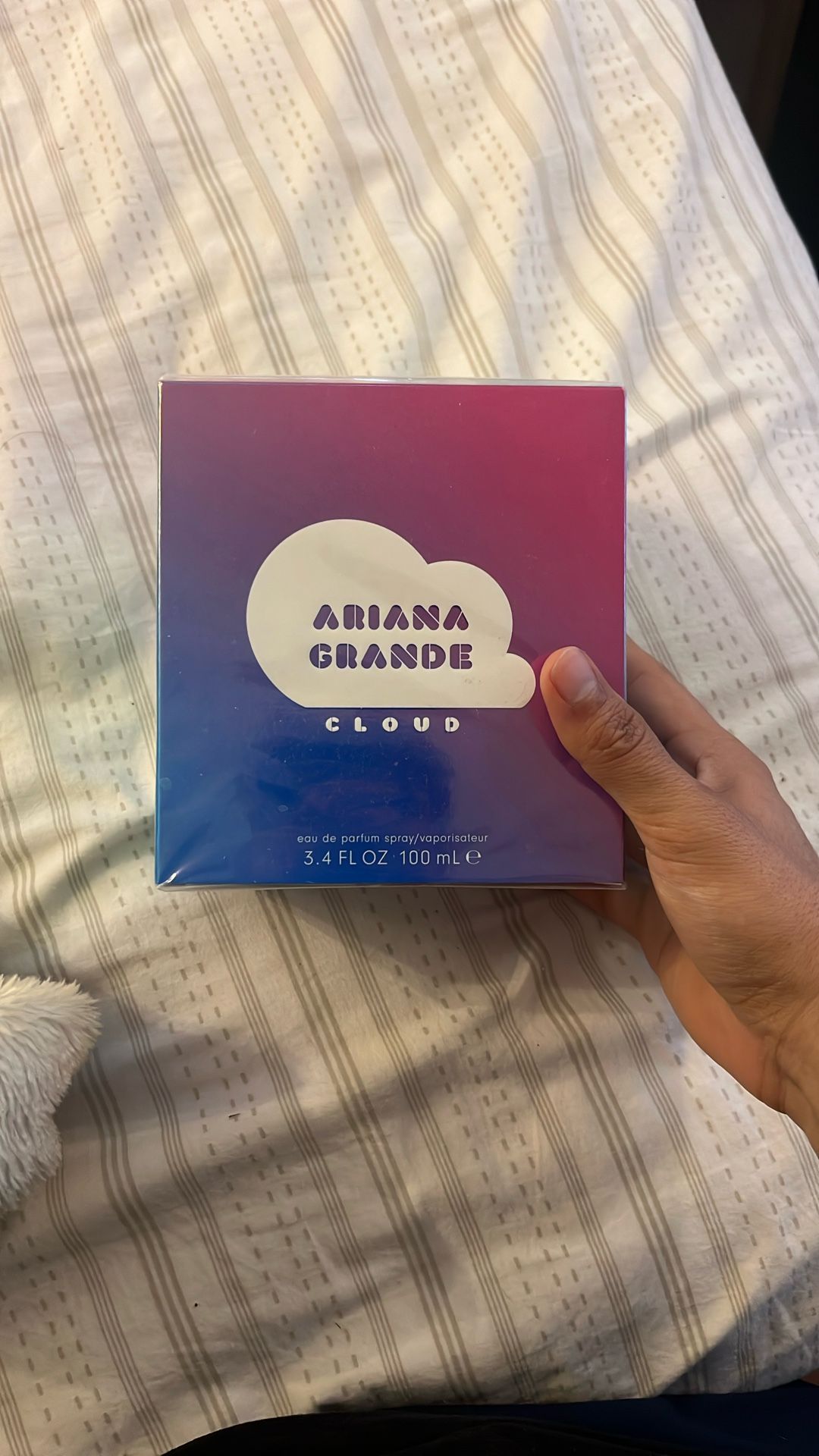 Ariana Grande Cloud Perfume 