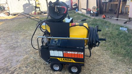 LANDA PRESSURE HOT WASHER