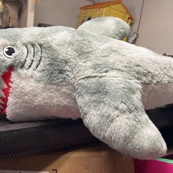 Shark Toy 