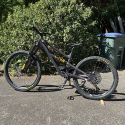 2022 YT Capra Mullet 