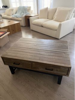 Coffee table (set of 3)