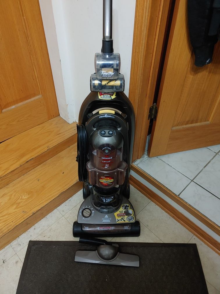 Bissell vacuum