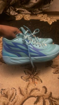 LaMelo Ball basketball shoes men’s 9.5 puma MB.02 rookie of the year