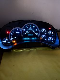 2003 2004 Chevy Silverado Tahoe Suburban Avalanche Escalade For Instrument Cluster Speedometer 