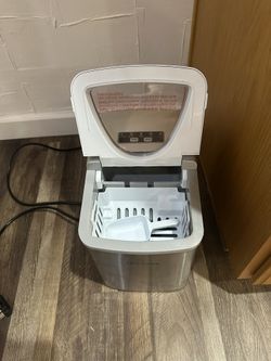 Frigidaire Ice Maker