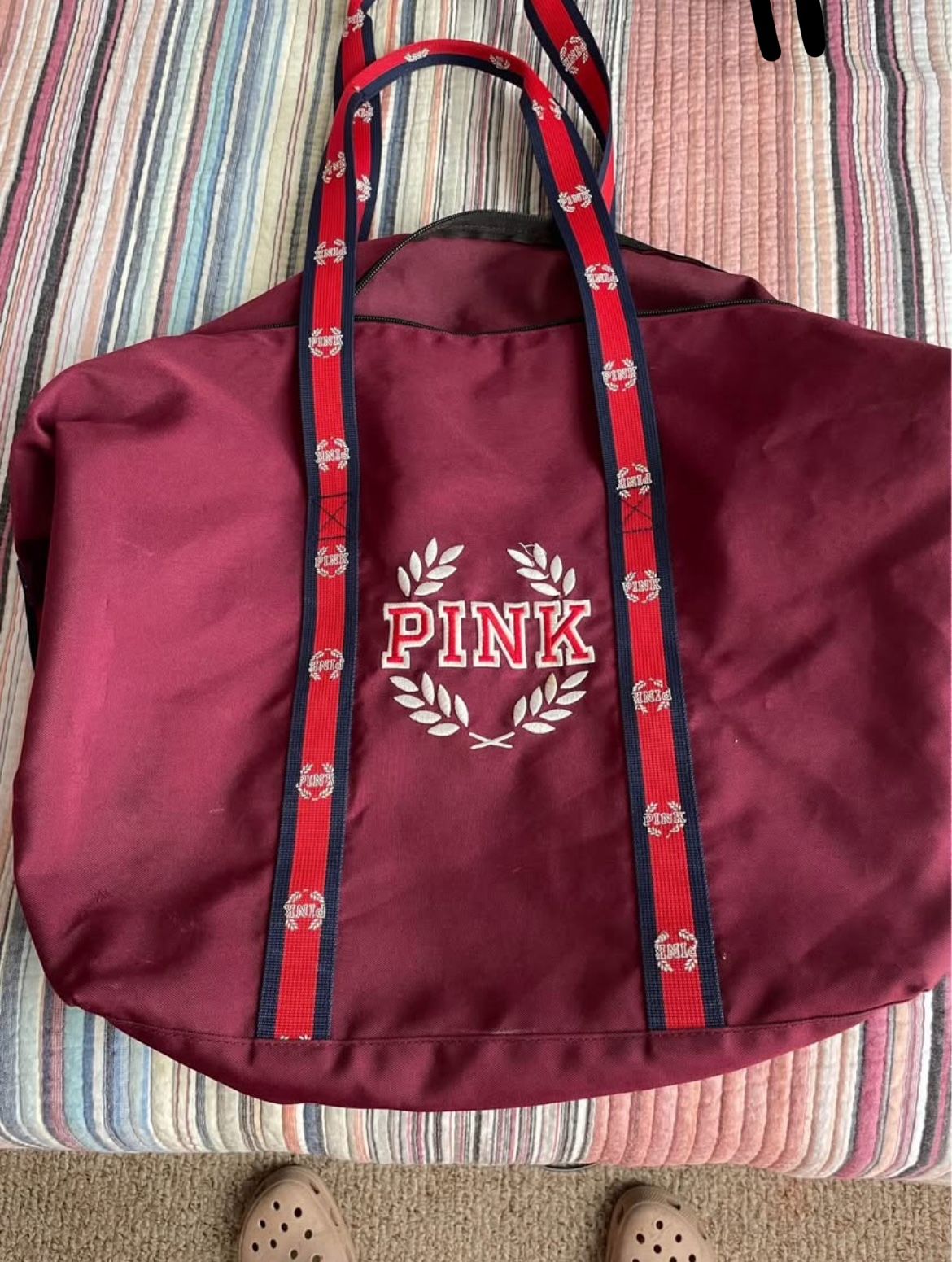 Victoria Secret PINK Burgundy Logo Gym Bag Tote Shoulder Bag 