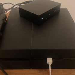 Playstation 4 & VR headset