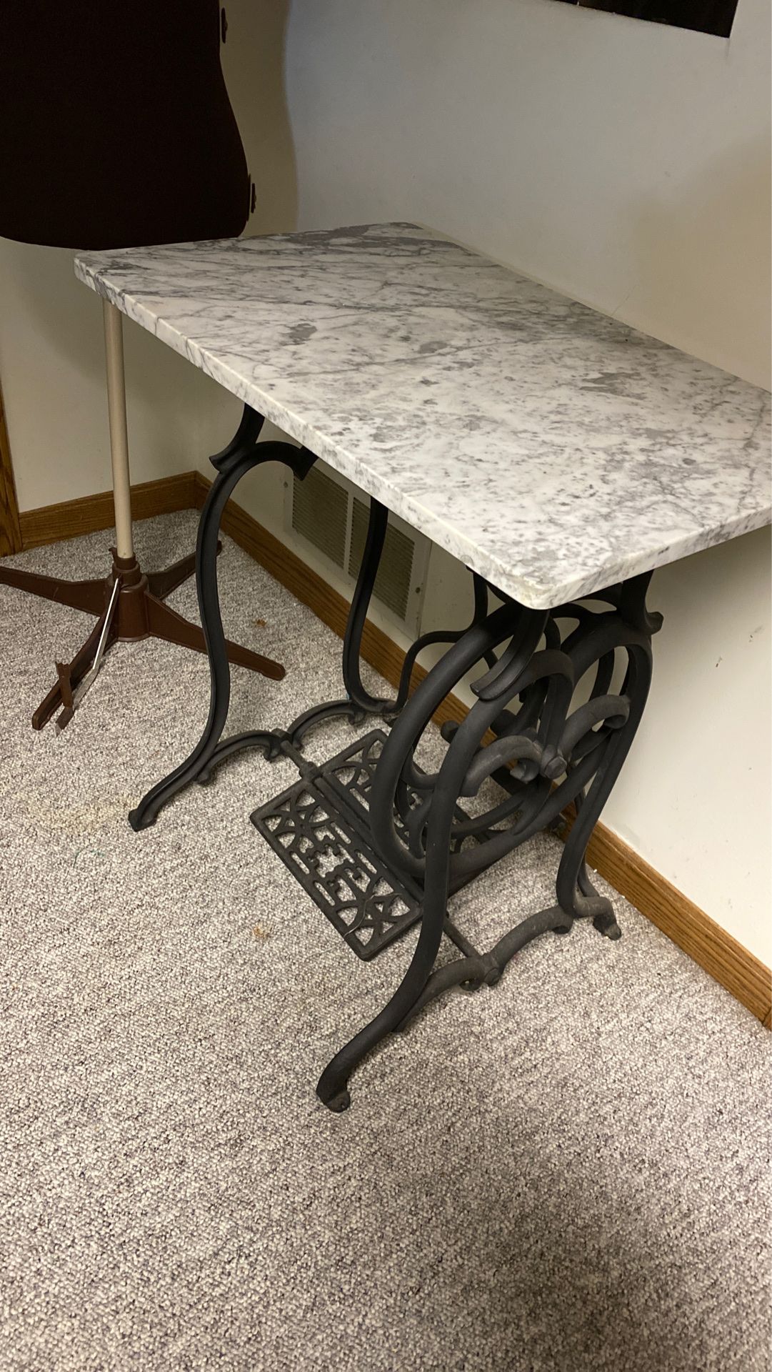 Cast Iron Treadle Sewing Machine Base with beautiful Marble top!! Great accent piece! I have no room in my new home very small!!
