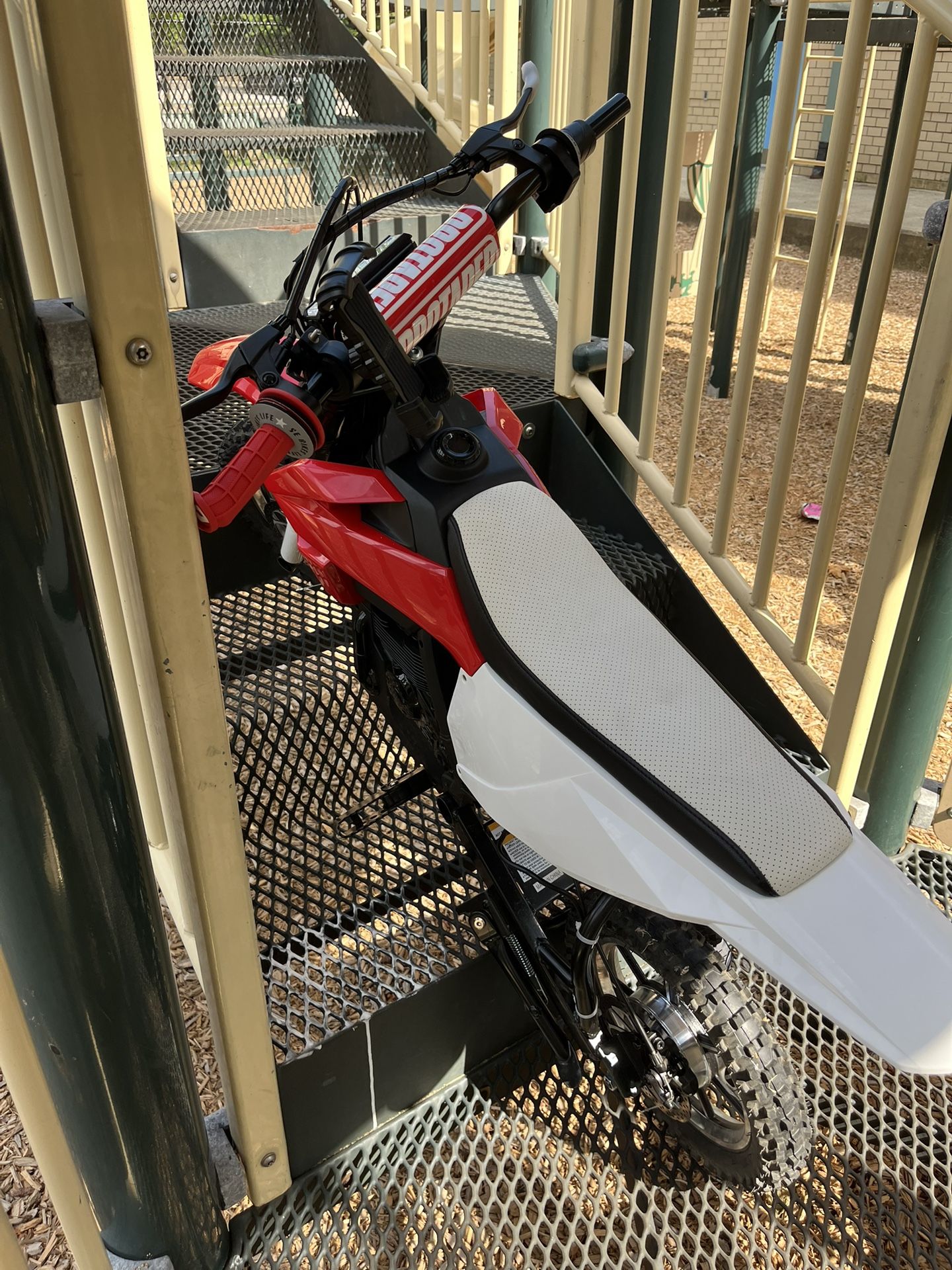 Vevor 36v e-bike goes about 17 Mph