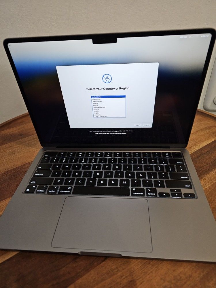 MacBook Air M2