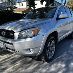 2009 Toyota rav4 sport 271 k miles With all the miles car is in show in and out and mechanically Toyota service shows Clean  title  SOMG New tires Reg