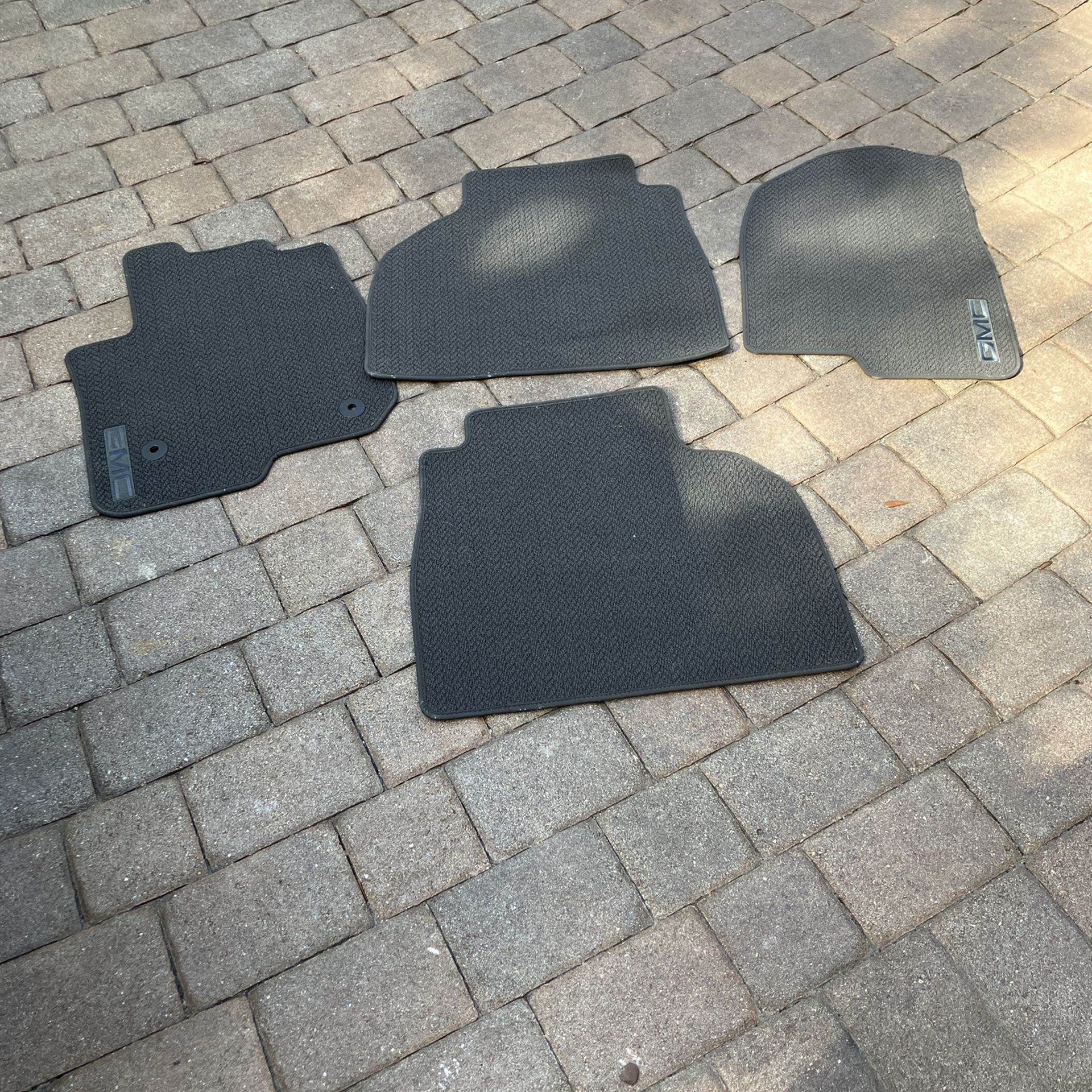 Brand new 2023 sierra denali 1500 truck floor mats