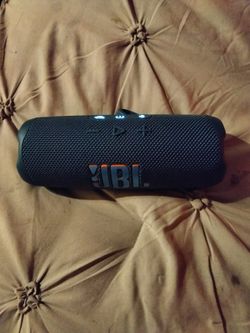 JBL Portable Bluetooth Speaker