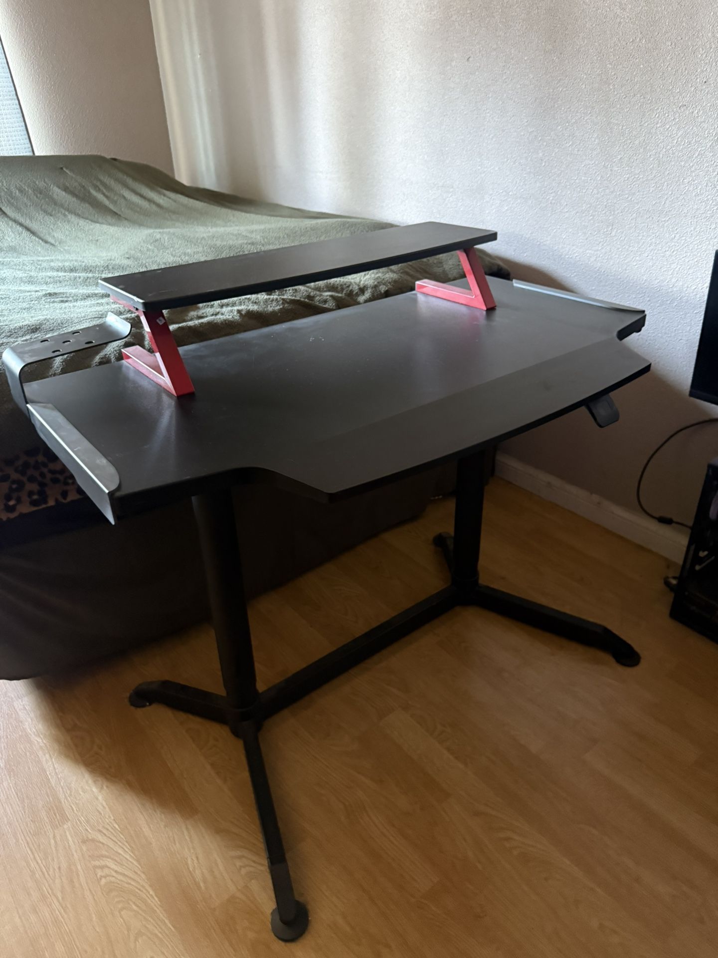 Gaming Desk