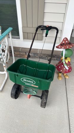 Speedy Green 3000 spreader