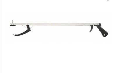 Pistol Grip Reacher