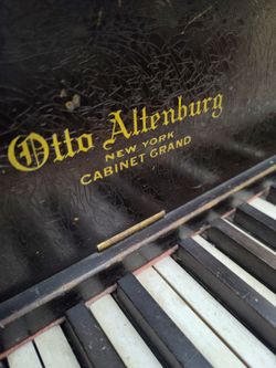 Piano 1893 Otto Altenburg New York Antique Good Condition