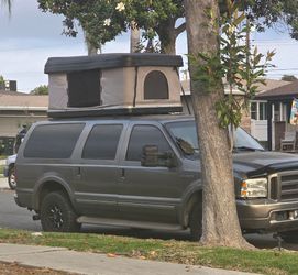 Hardshell Rooftop Tent
