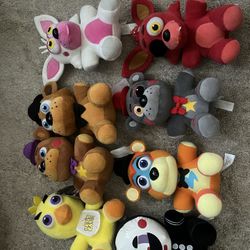 FNAF Plushies 