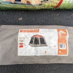 Camping Screen Chalet 9'x 8'x 6’4”