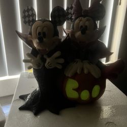 Mickey And Minnie Halloween Decor