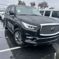 Infiniti QX80