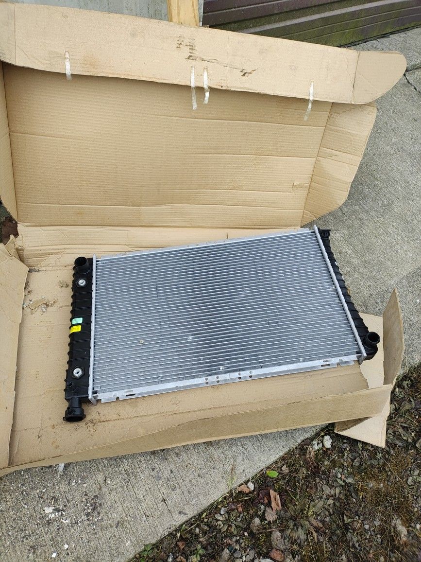 Radiator 92 Chevy 8