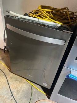 Whirlpool Stainless Steel Built-In Dishwasher