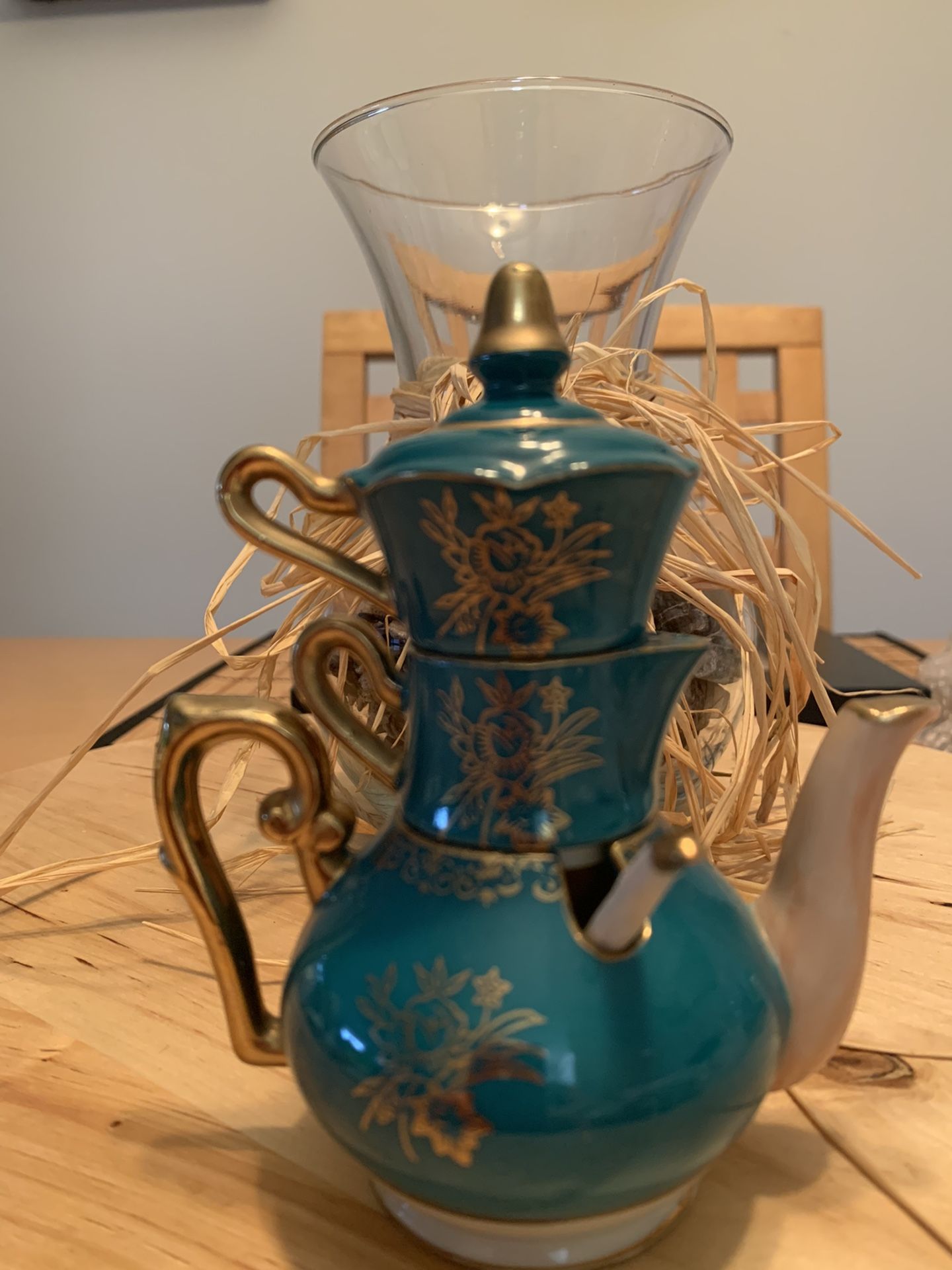 Vintage / Coffee-tea Pot.