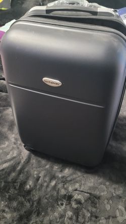 Hardside Luggage Carry On