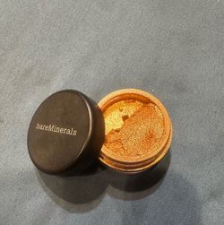 bareMinerals Loose Glitter Eyeshadow - “true gold”
