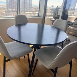 4 - Person Dining Table Sets With 39.5'' Round Table & 4 Upholstered Chenille Chairs