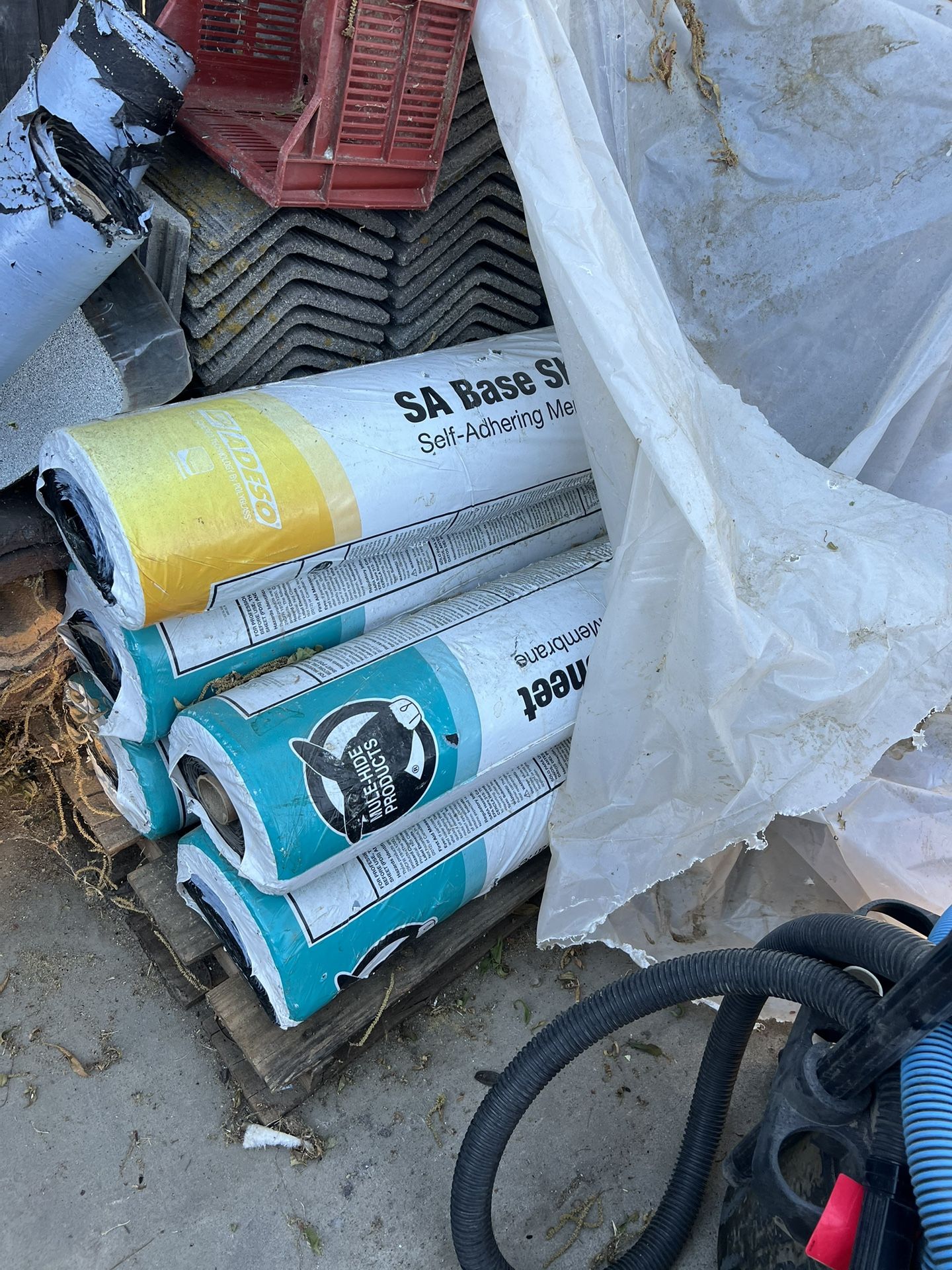 1 Base Sheet And 4 Cap Sheet For Roof