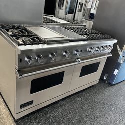 Viking Professional 60” Custom Series Gas Range With Grill