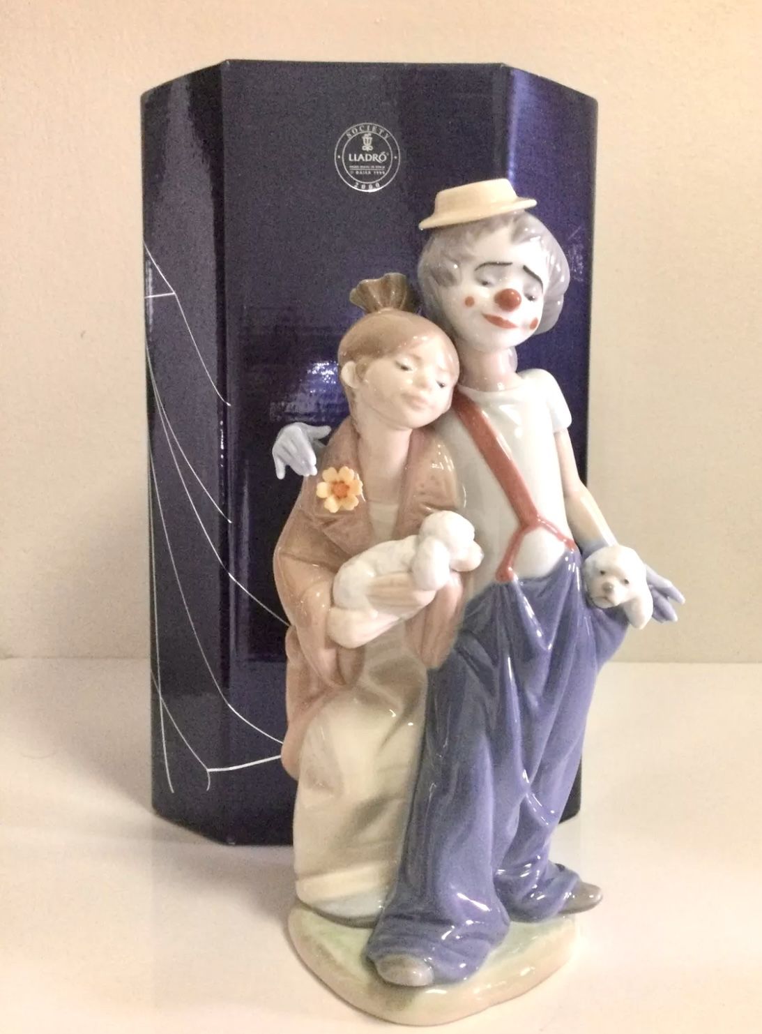 New Lladro Pals Forever 2000 Society Figurine Clown-Girl-Puppies 7686
