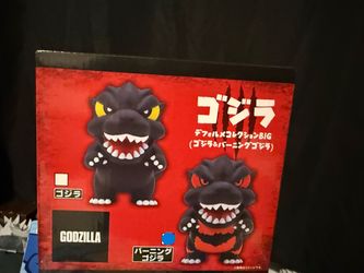 Godzilla figure and plush (Round 1 exclusive)