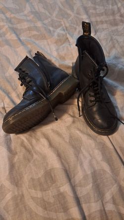 Docmartens Sz 3