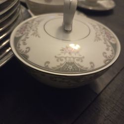 Mikasa Fine China 45 Piece Set Made In Japan