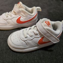 Kid Nike Sneakers