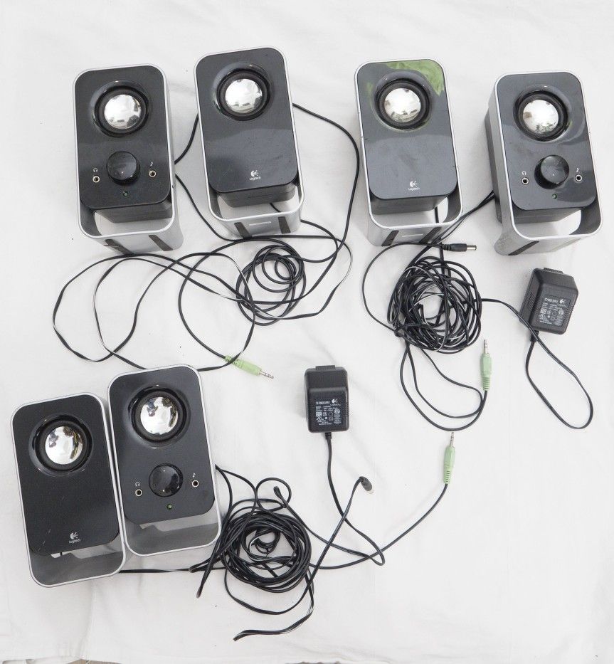 Lot of 3x Logitech LS11 S-00035 surround Desktop speaker system