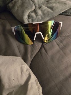 Oversized sports sunglasses