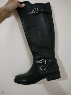 Guess boots $25 New
