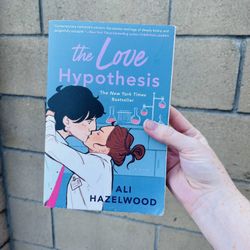 The Love Hypothesis by Ali Hazelwood