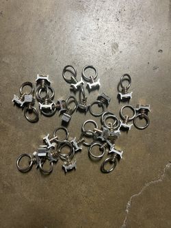 hole rings for L tracks 