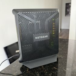 Netgear Wi-fi Cable Modem Router Combo