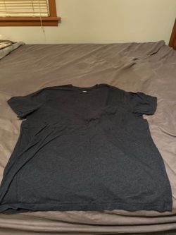 Black Old Navy XL T- shirt