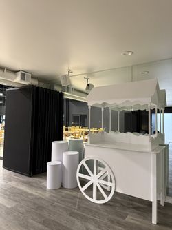 Candy Cart and Cylinders 