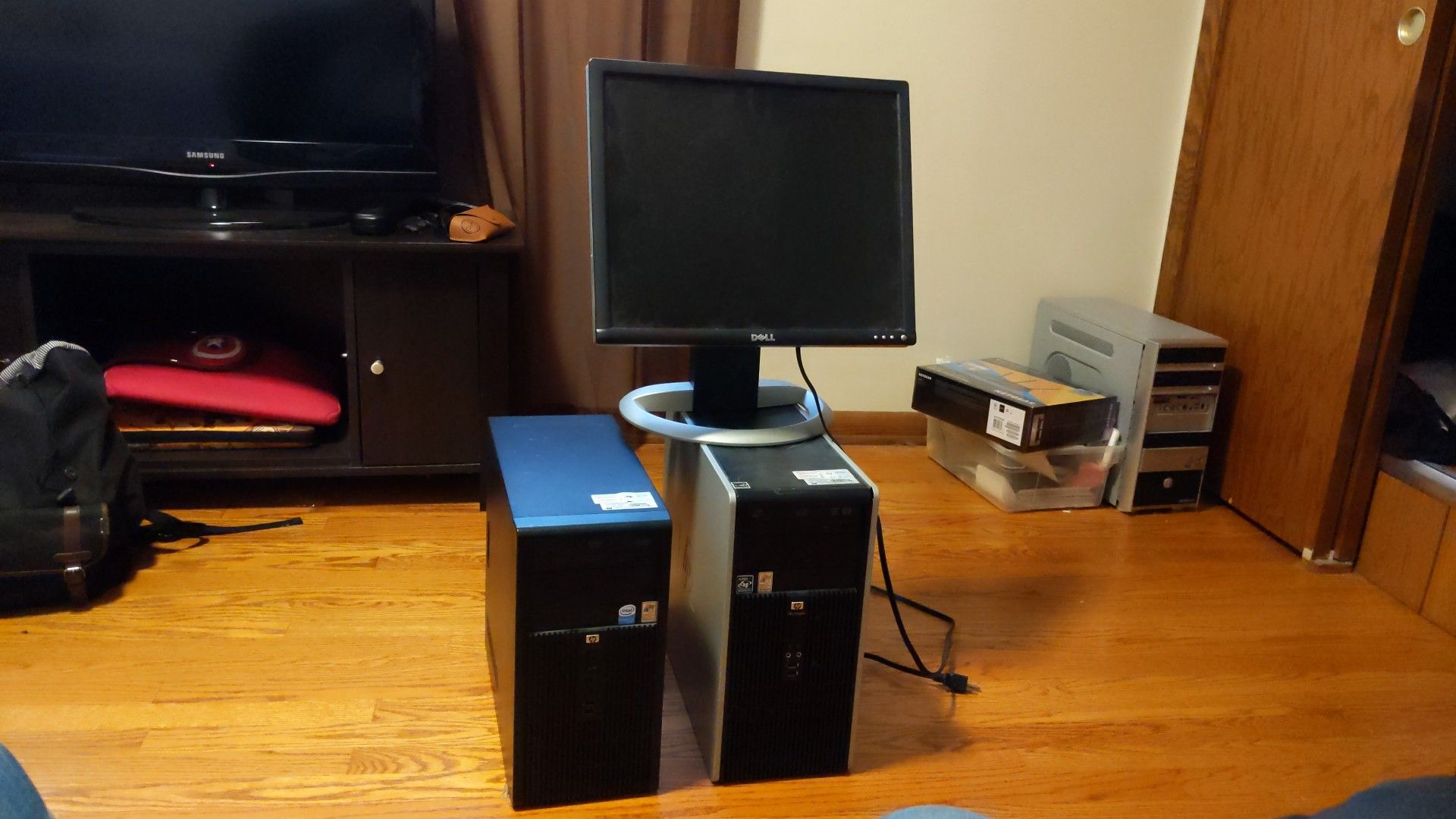 HP Compaq dc5750 Microtower & HP Compaq Pentium 3.20GHz + Dell Monitor