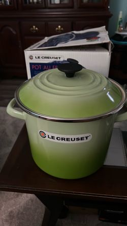 Le Creuset 8 Qt Enamel on Steel Stockpot KIWI Green Rare Discontinued BNIB
