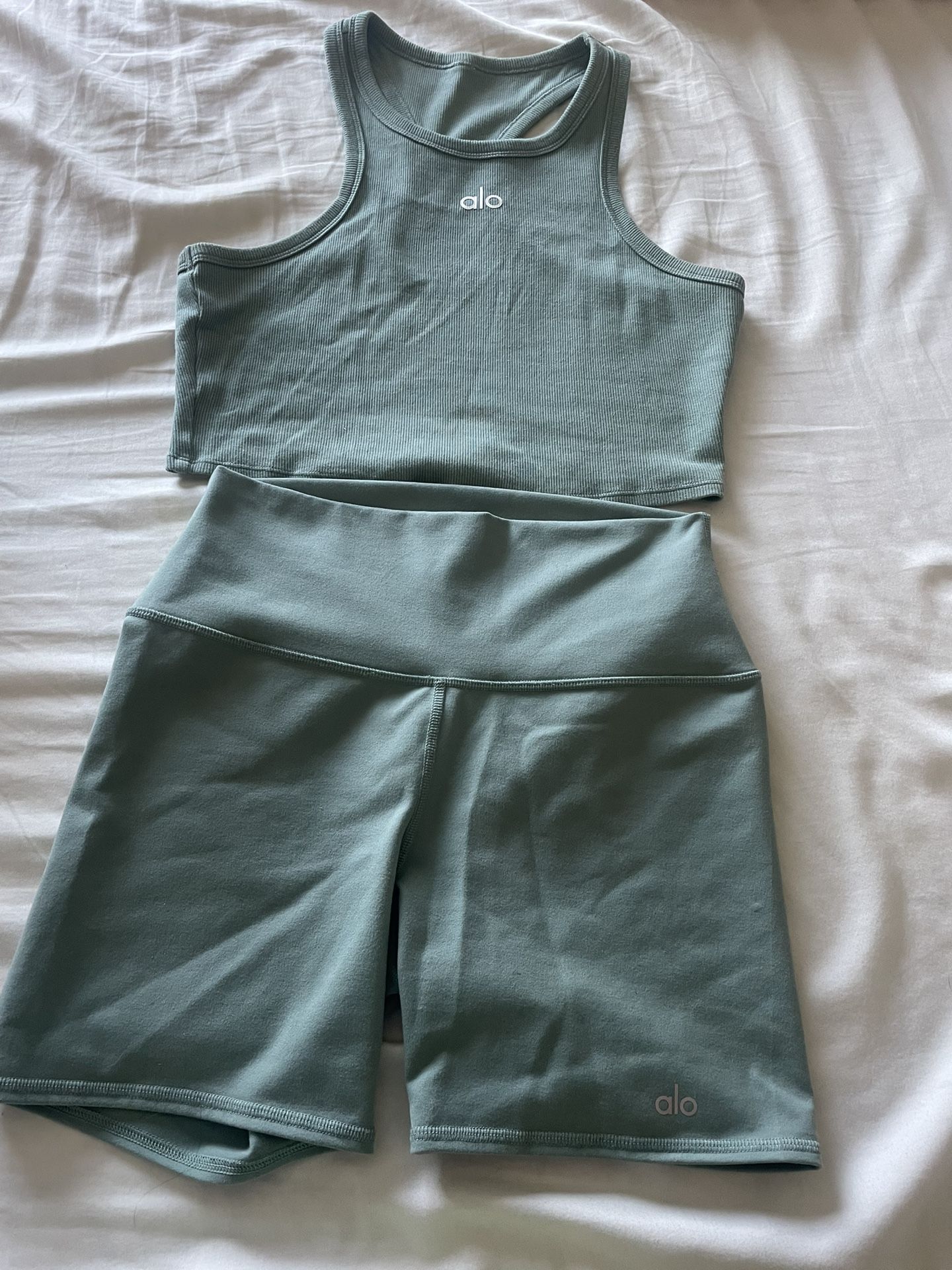 Alo Teal 2 Piece Set